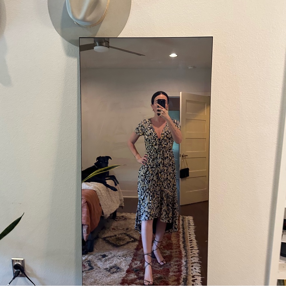 Abercrombie floral dress! Barley worn, no snags, like new!!